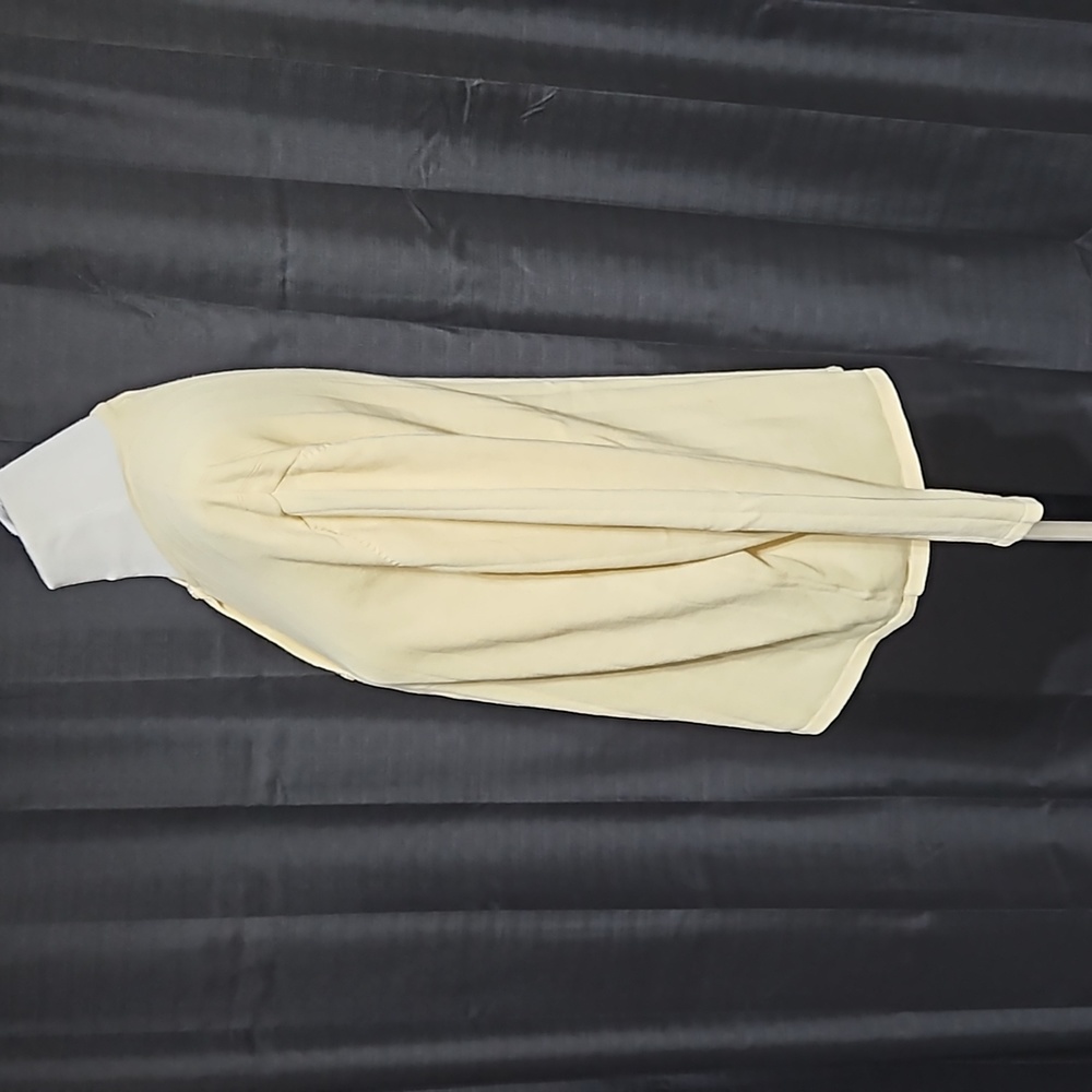 💯 cotton lightweight yellow cardigan - Picture 2 of 5